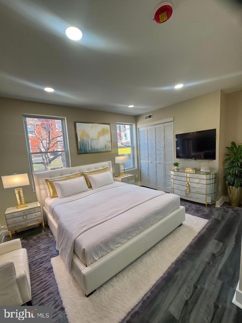 459 High St – photo 2