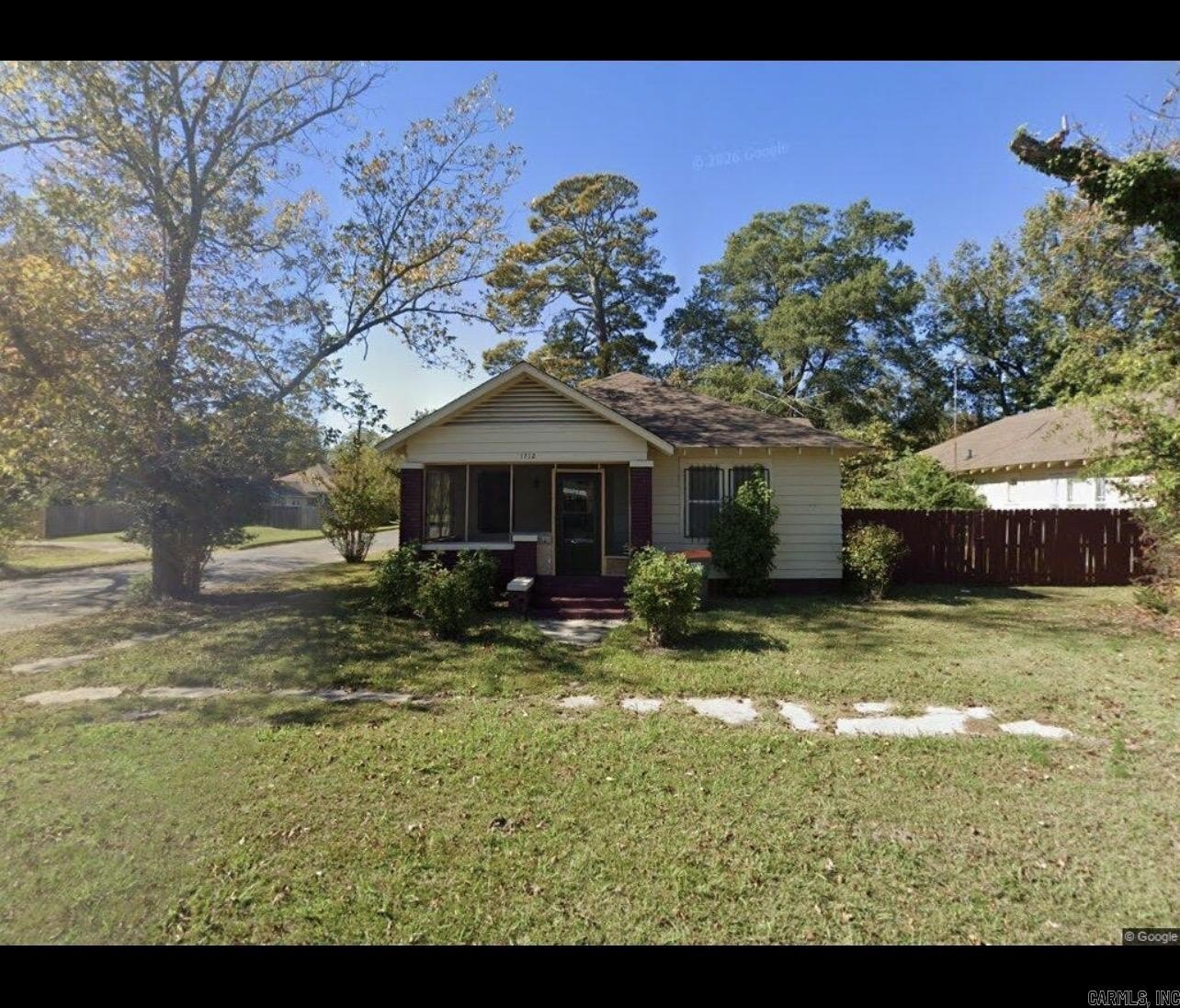 1712 S Elm St – photo 1