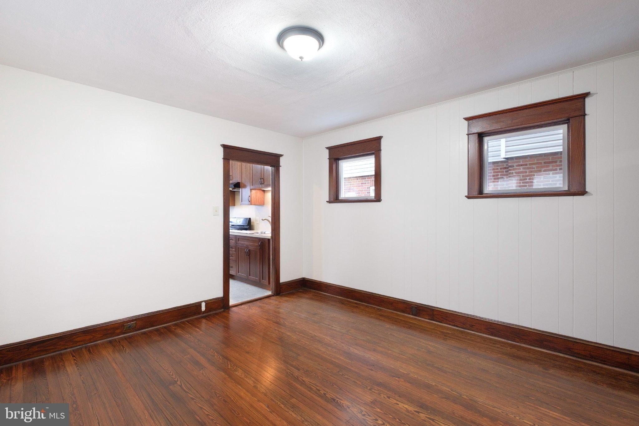 1604 Hamilton Ave – photo 5