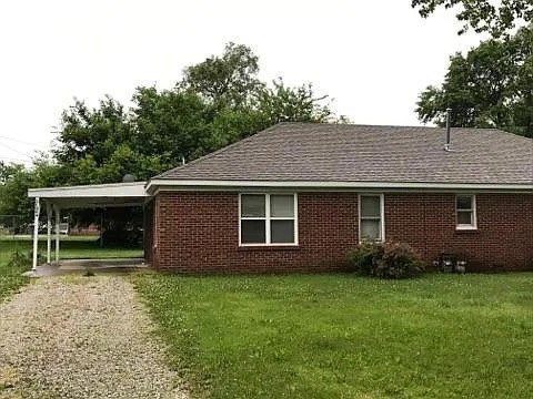 105 W Circle Dr unit B – photo 1