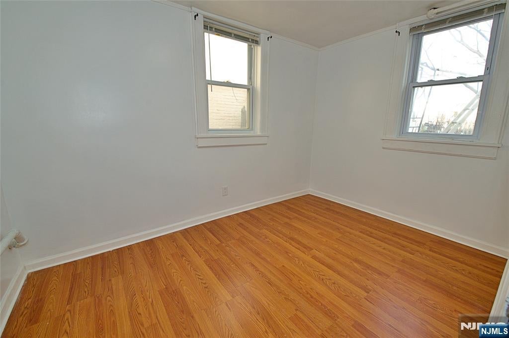 229 8th St unit REAR – photo 5