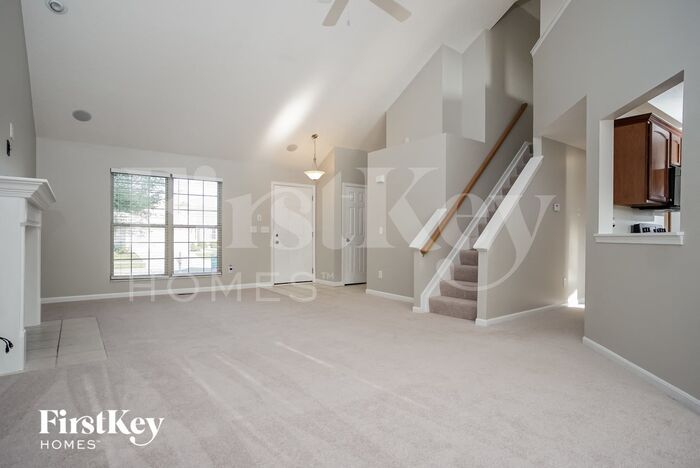 7398 Haverhill Ln – photo 3