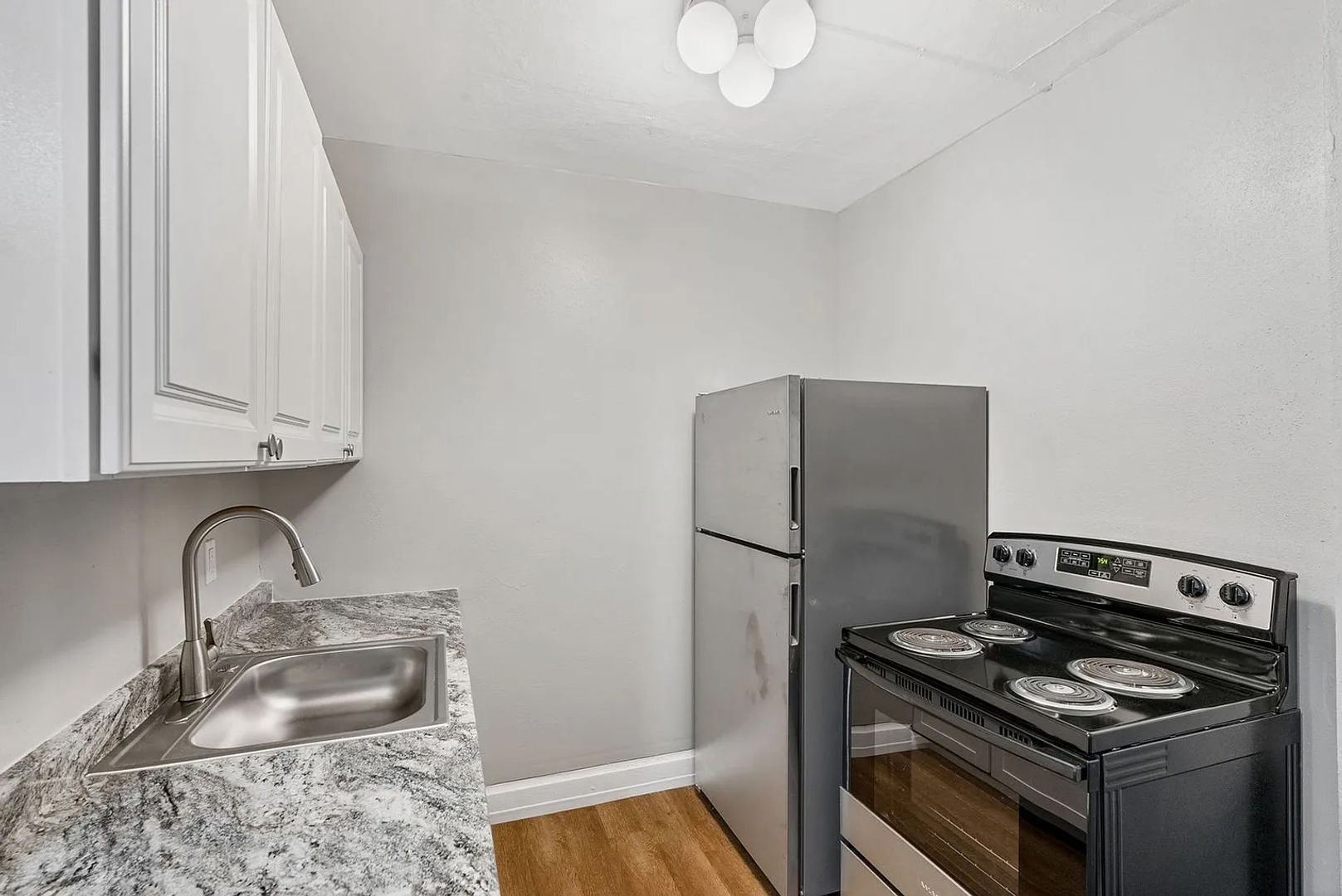 1428 W Tenth Ave unit #2 – photo 1