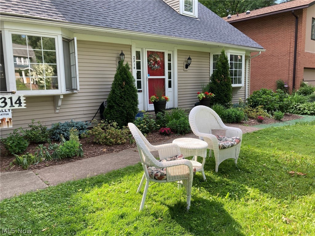 2314 Lamberton Rd – photo 3