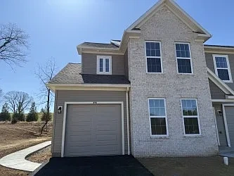 Flying Hills Apartments – photo 1