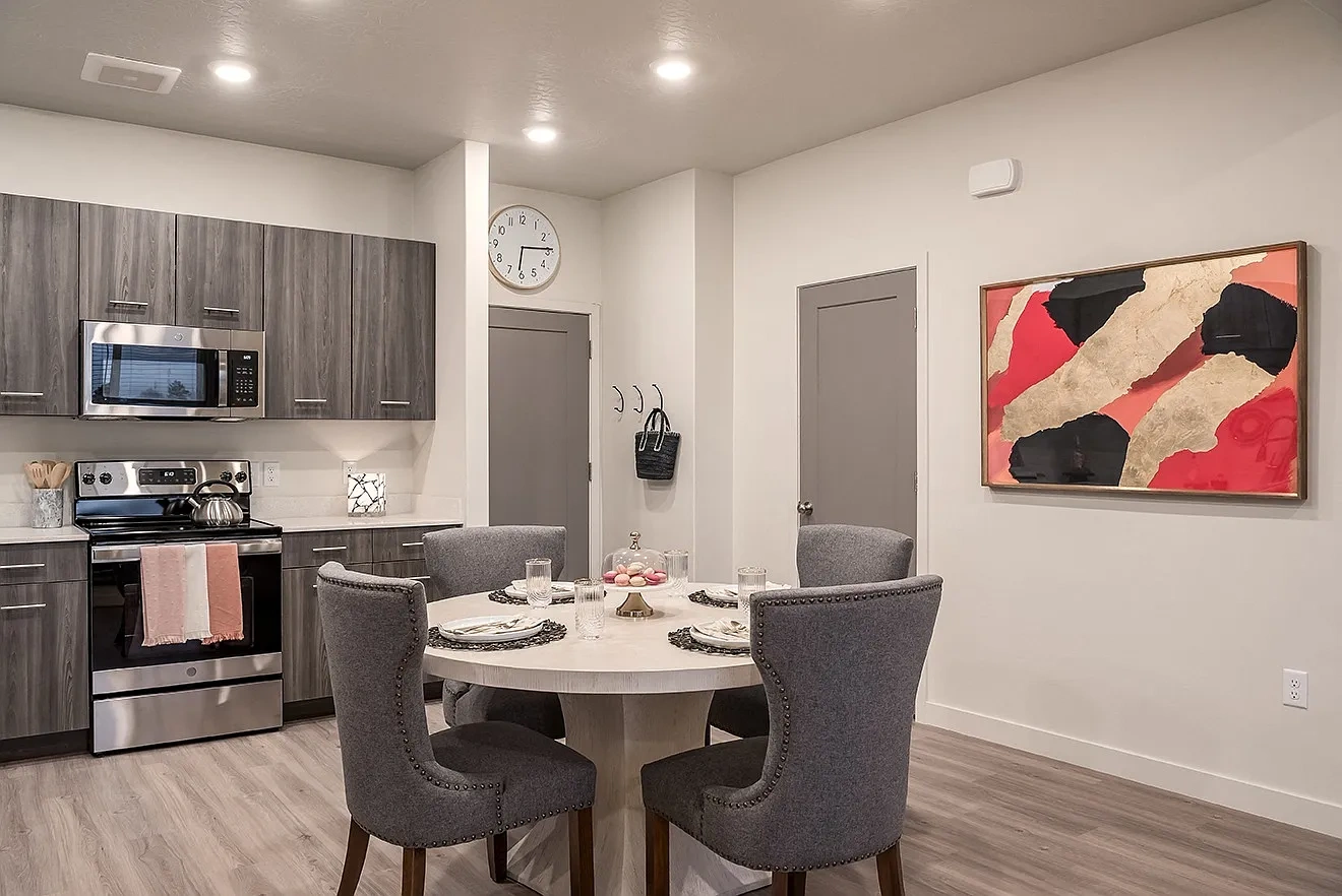 H2O Townhomes – photo 2