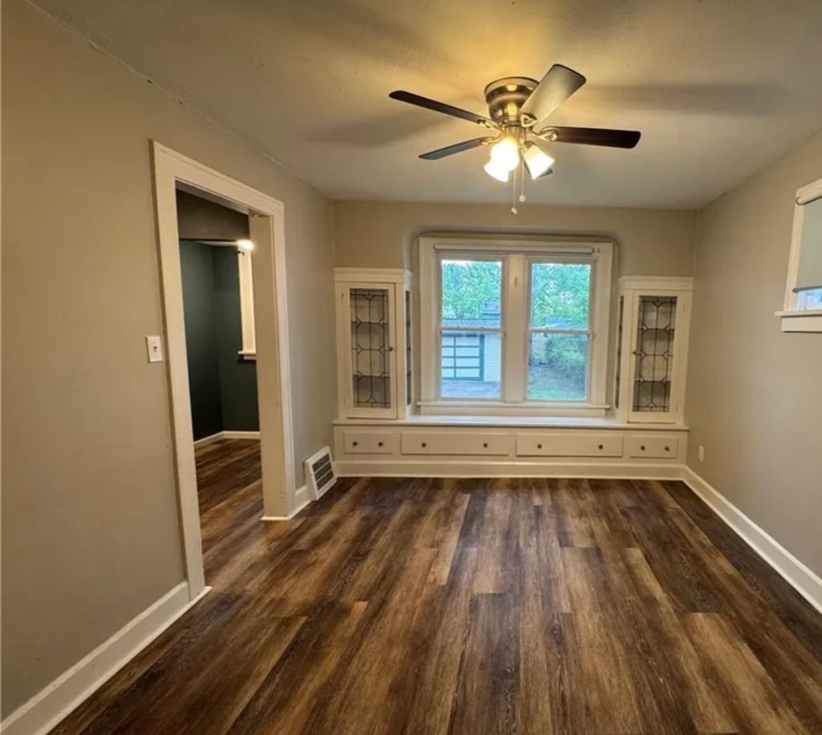 12116 Longmead Ave – photo 3