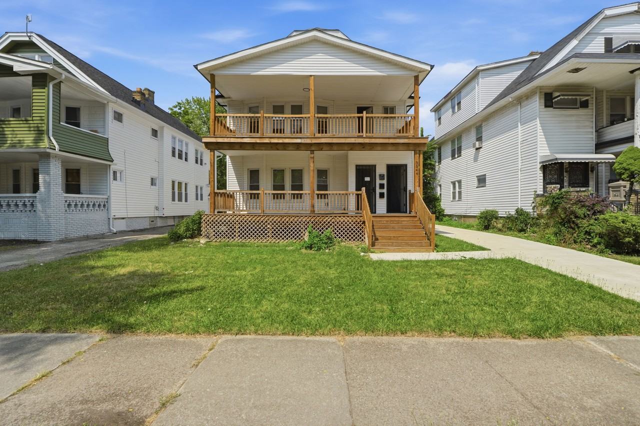 3544 E 153rd St unit 2 – photo 2