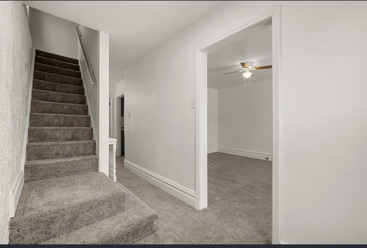62 Maytide St unit Unit 2 – photo 3