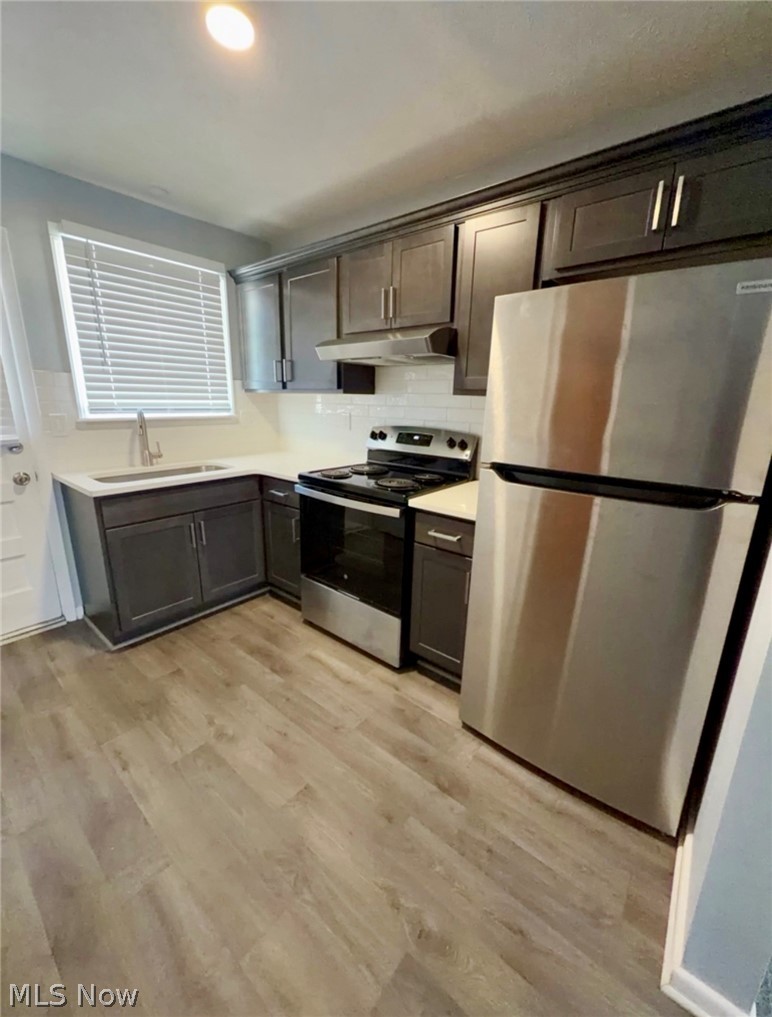 156 Ohio Ave unit 15 – photo 4