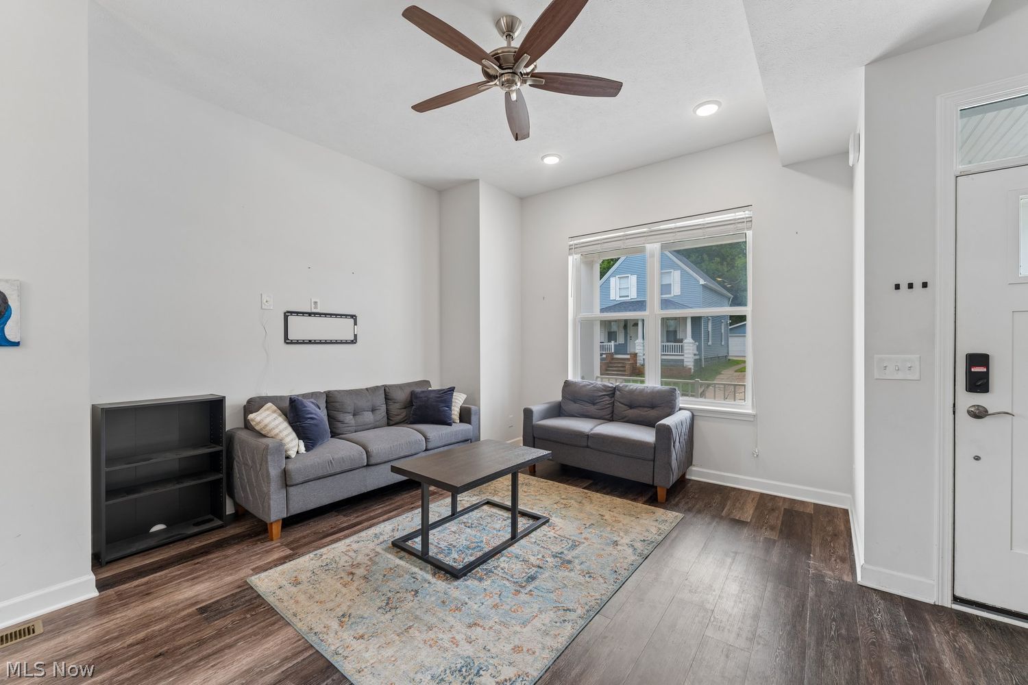 12027 Wade Park Ave – photo 5