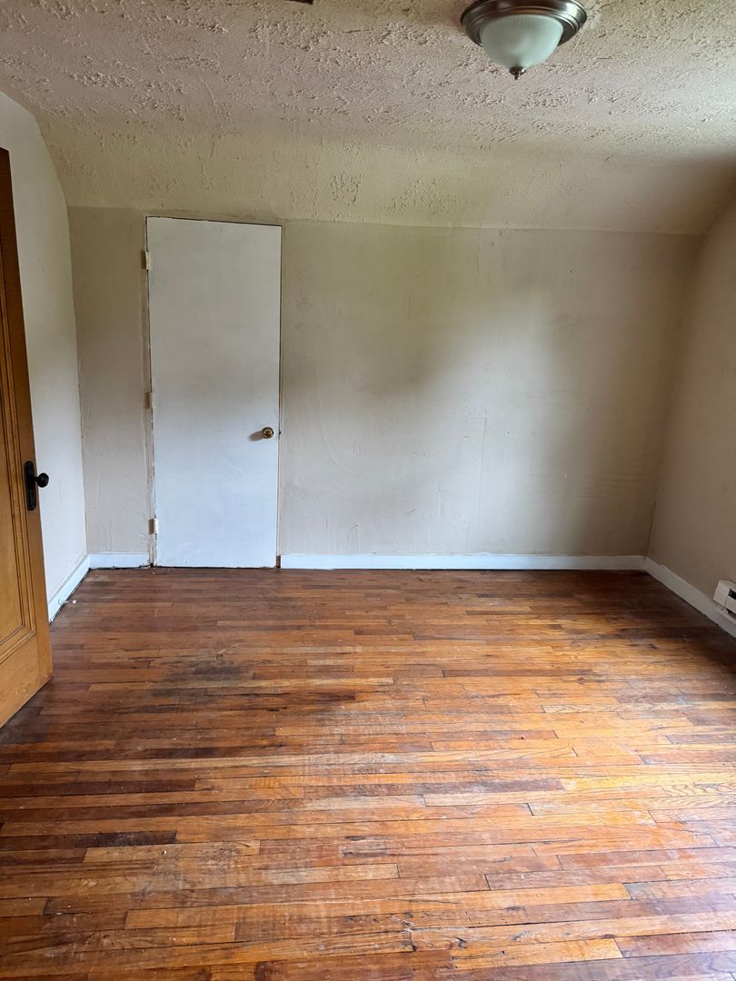 5225 Theodore St – photo 4