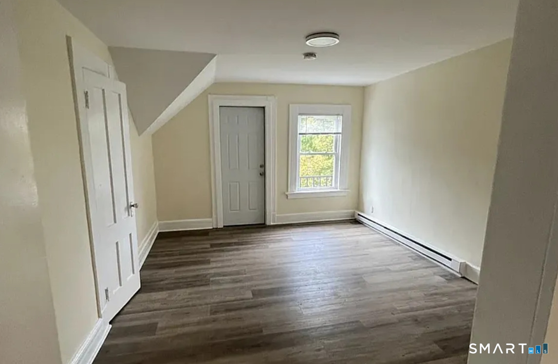 570 Broad St unit 3C – photo 2
