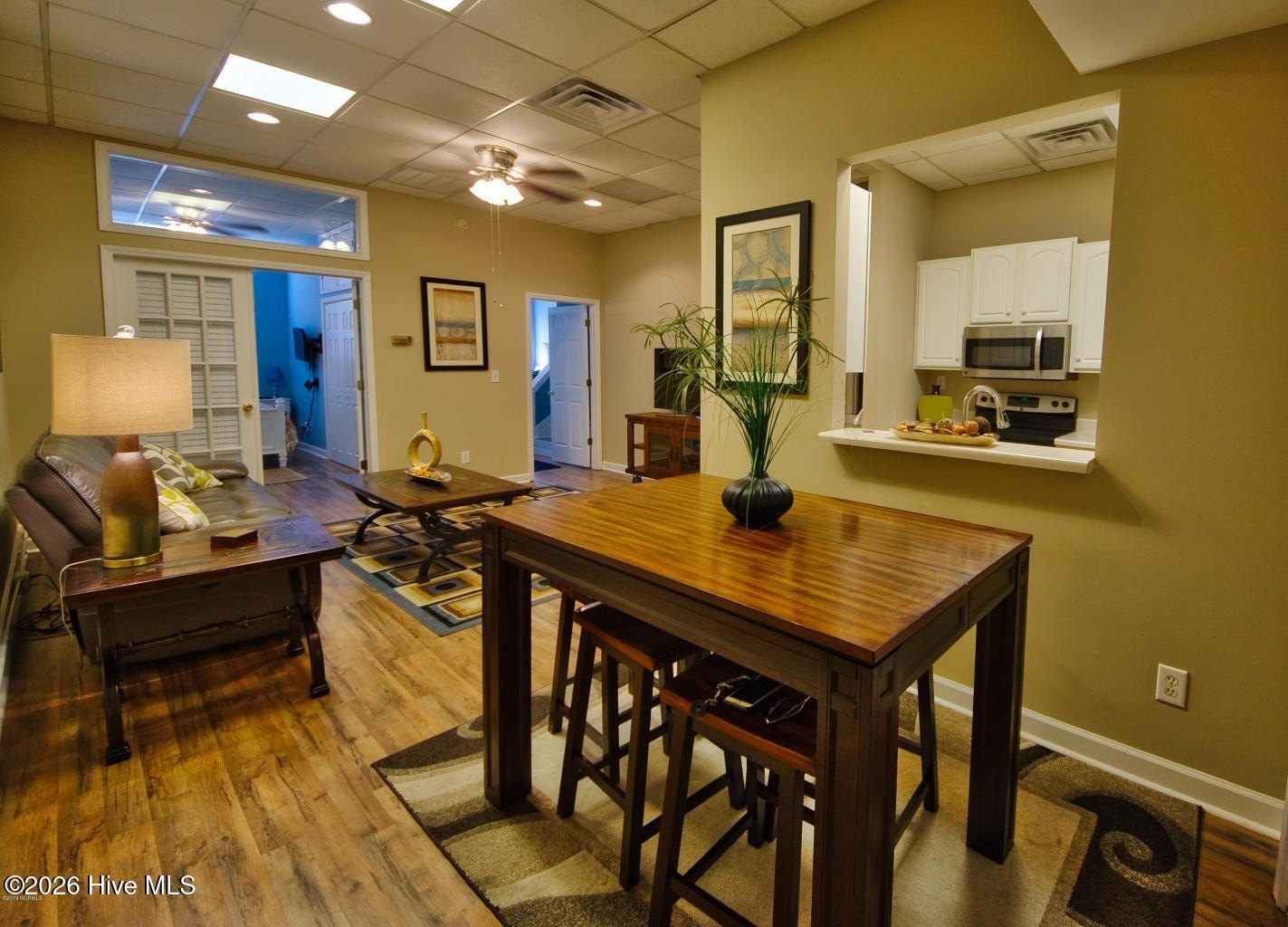 30 N Front St #2 – photo 1