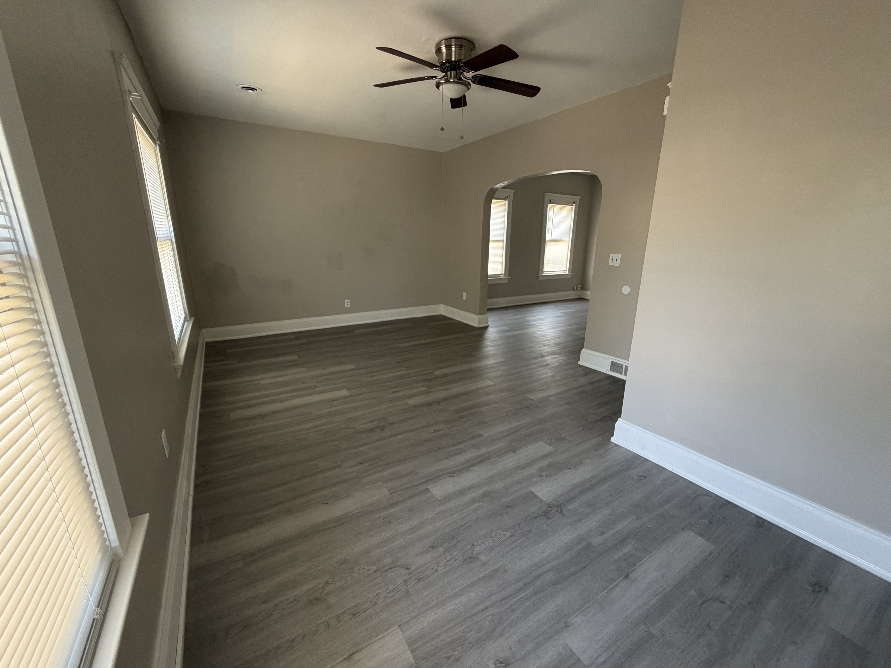 3607 Daisy Ave unit 1 # UP – photo 2