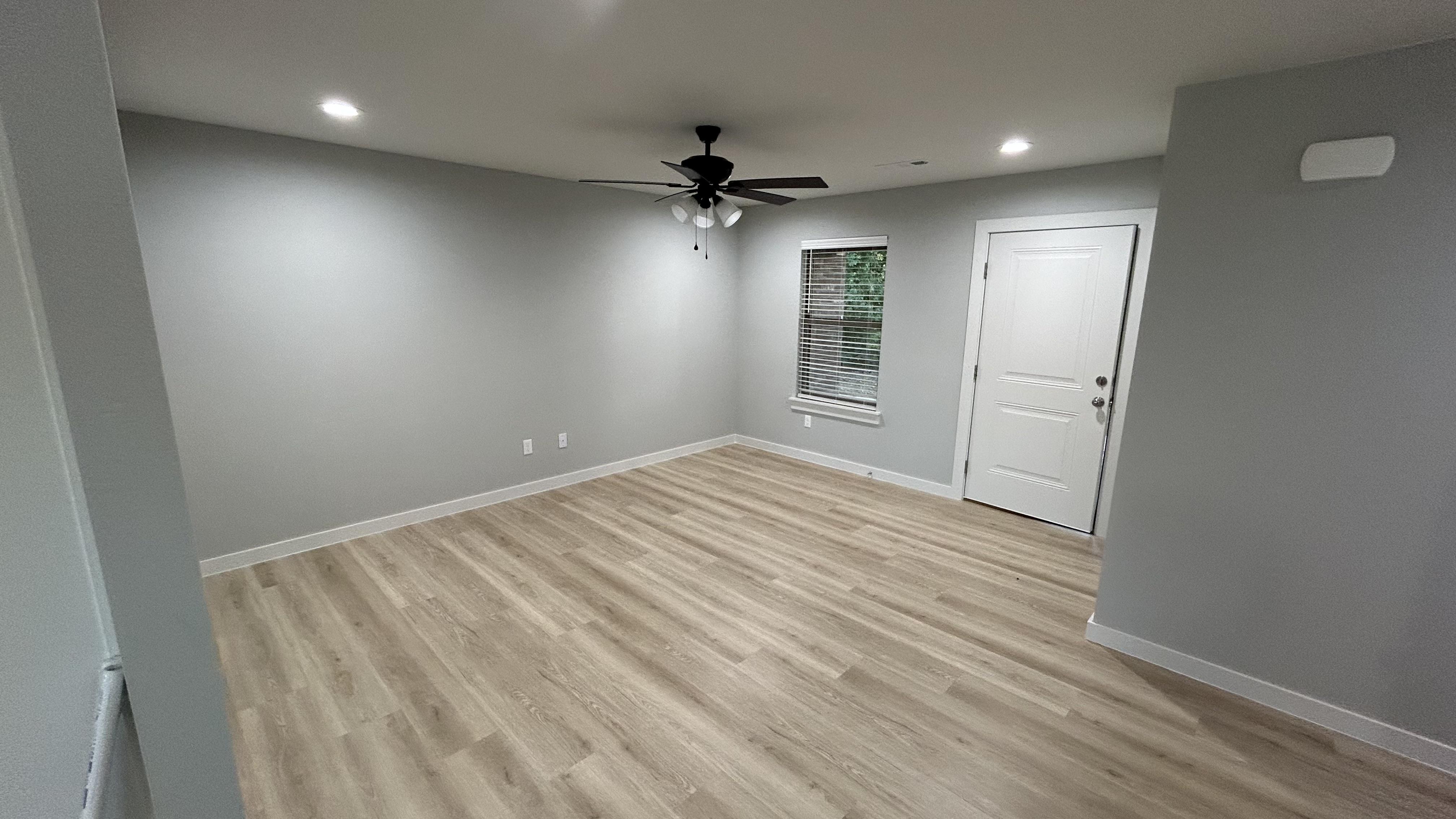 312 W Butler St unit 3 – photo 3