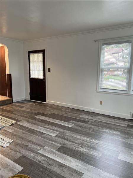130 W McConnell Ave – photo 2