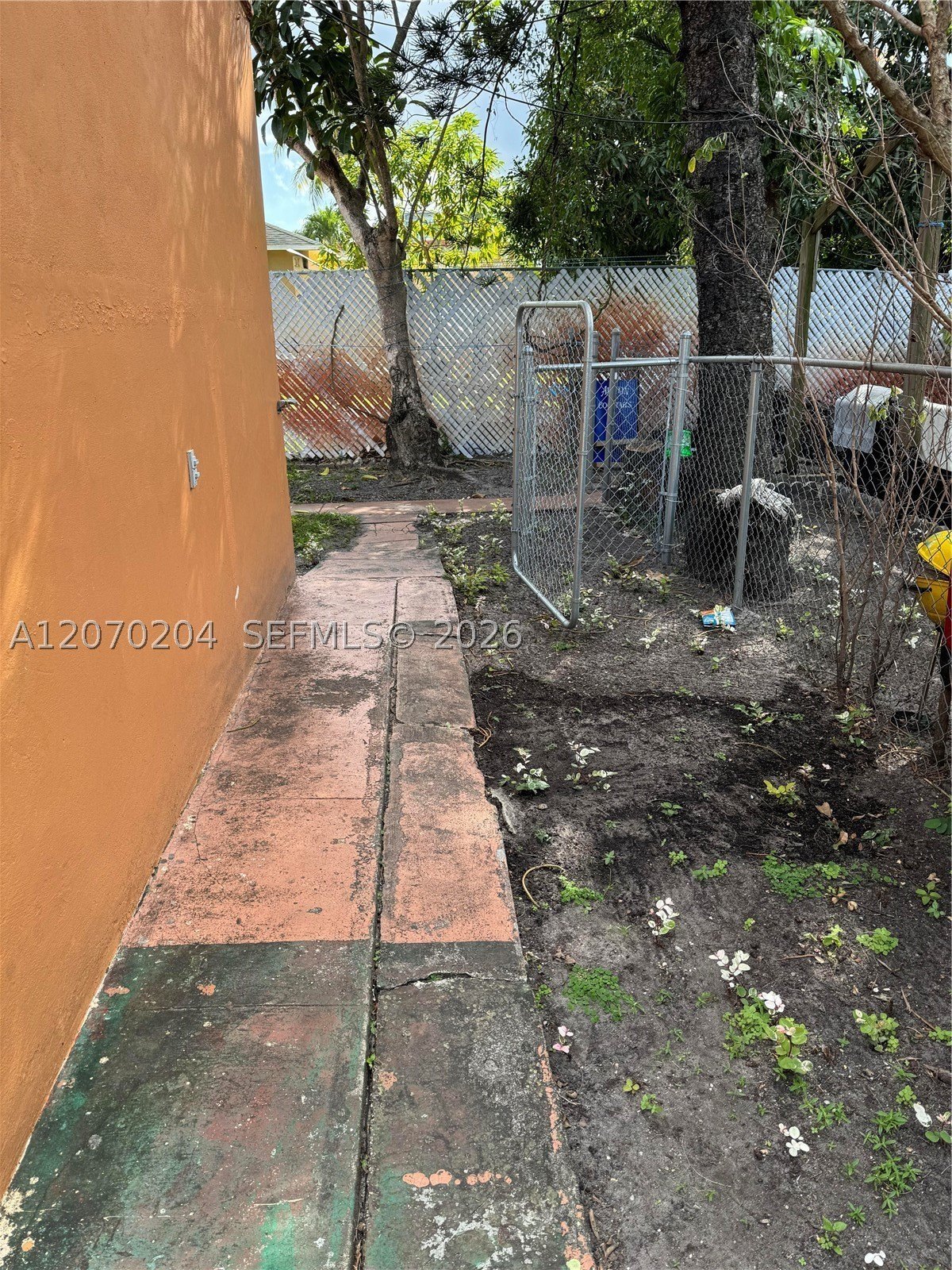 1018 N 17th Ct #2B – photo 2