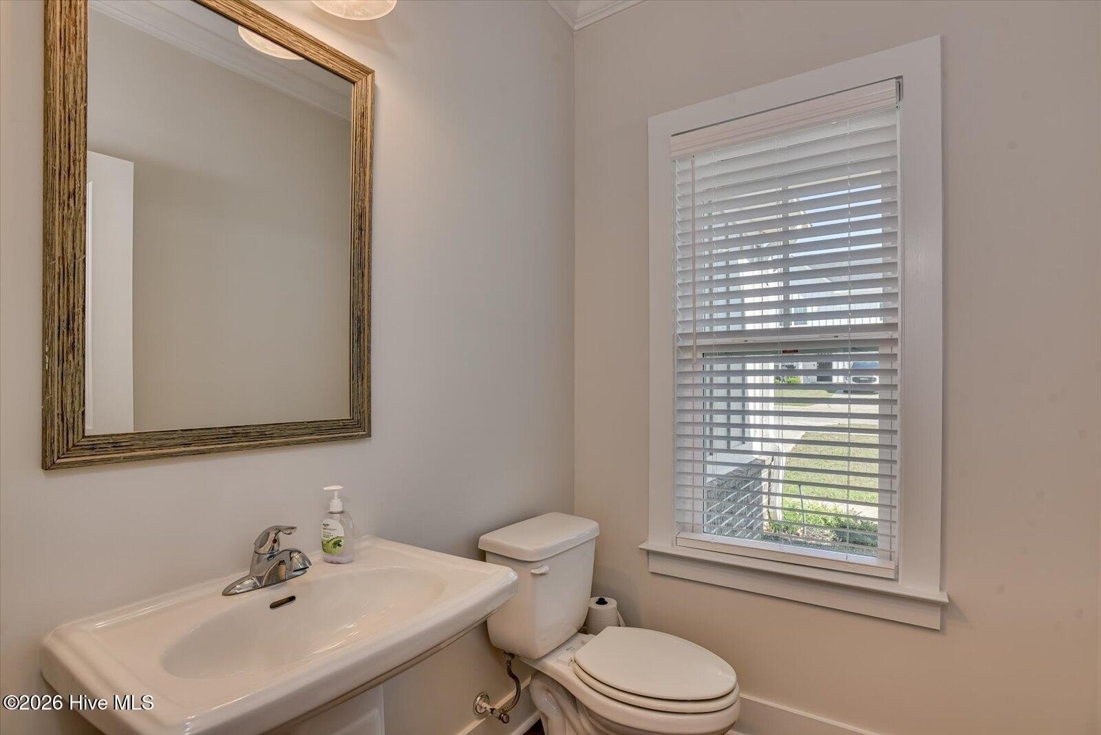 409 Barrow Ln – photo 3