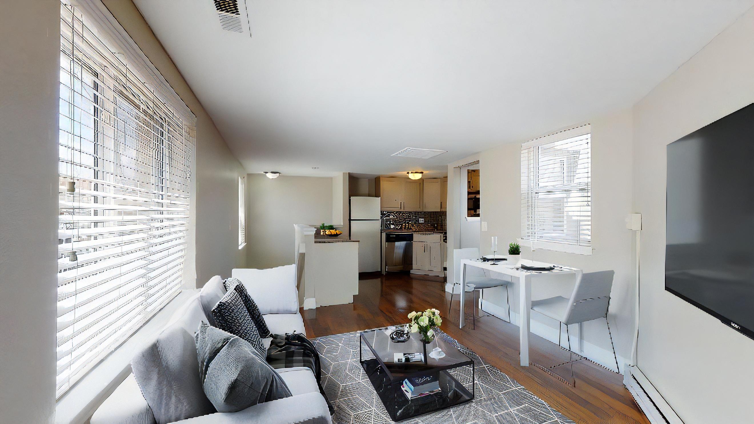 407 29th St – photo 1