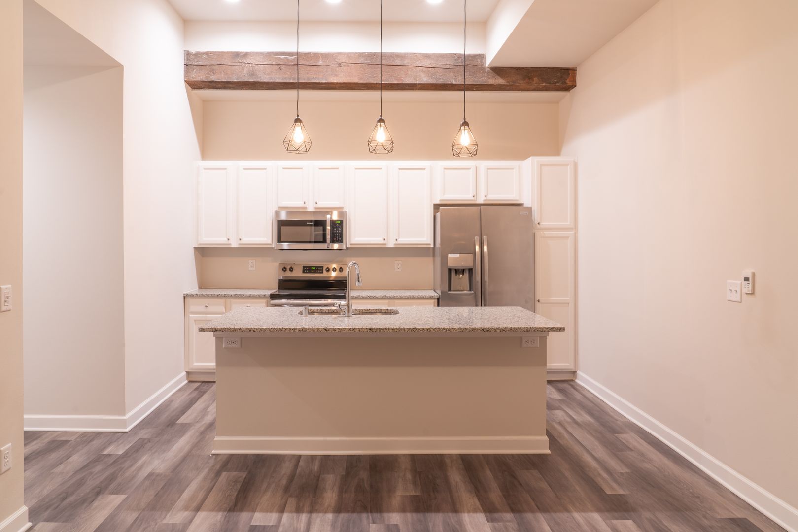812 50th St unit 204 – photo 4