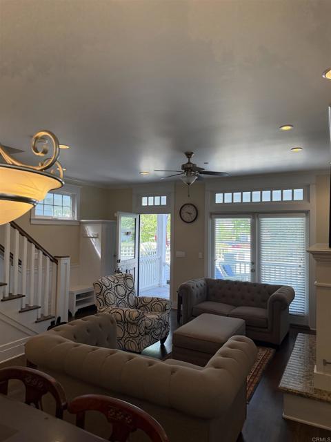 436 Coronado Ave – photo 5