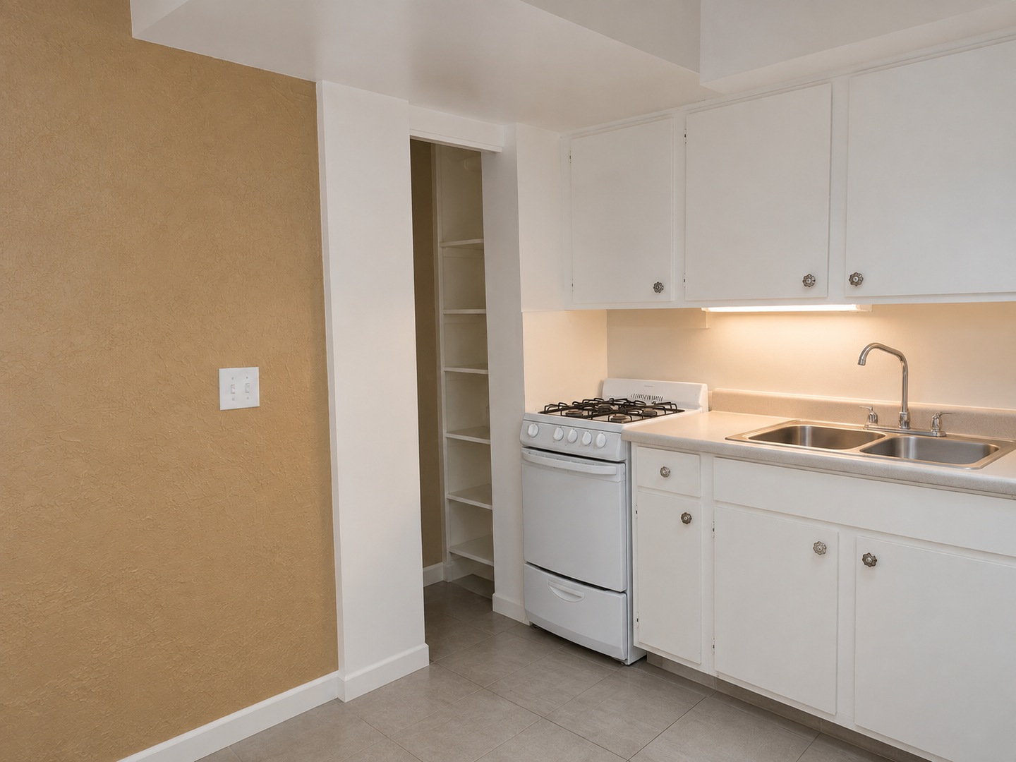 2109 Washington Ave unit Unit 1F - LOWER FRONT – photo 4