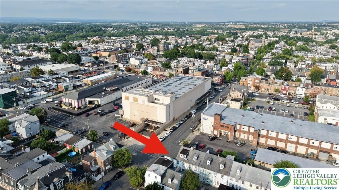 547 N Silk St – photo 4