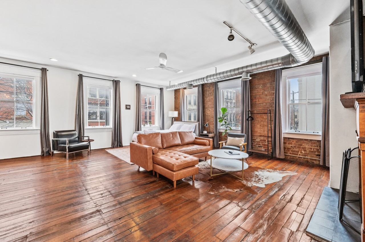 111 E 13th St unit 1056075P – photo 3