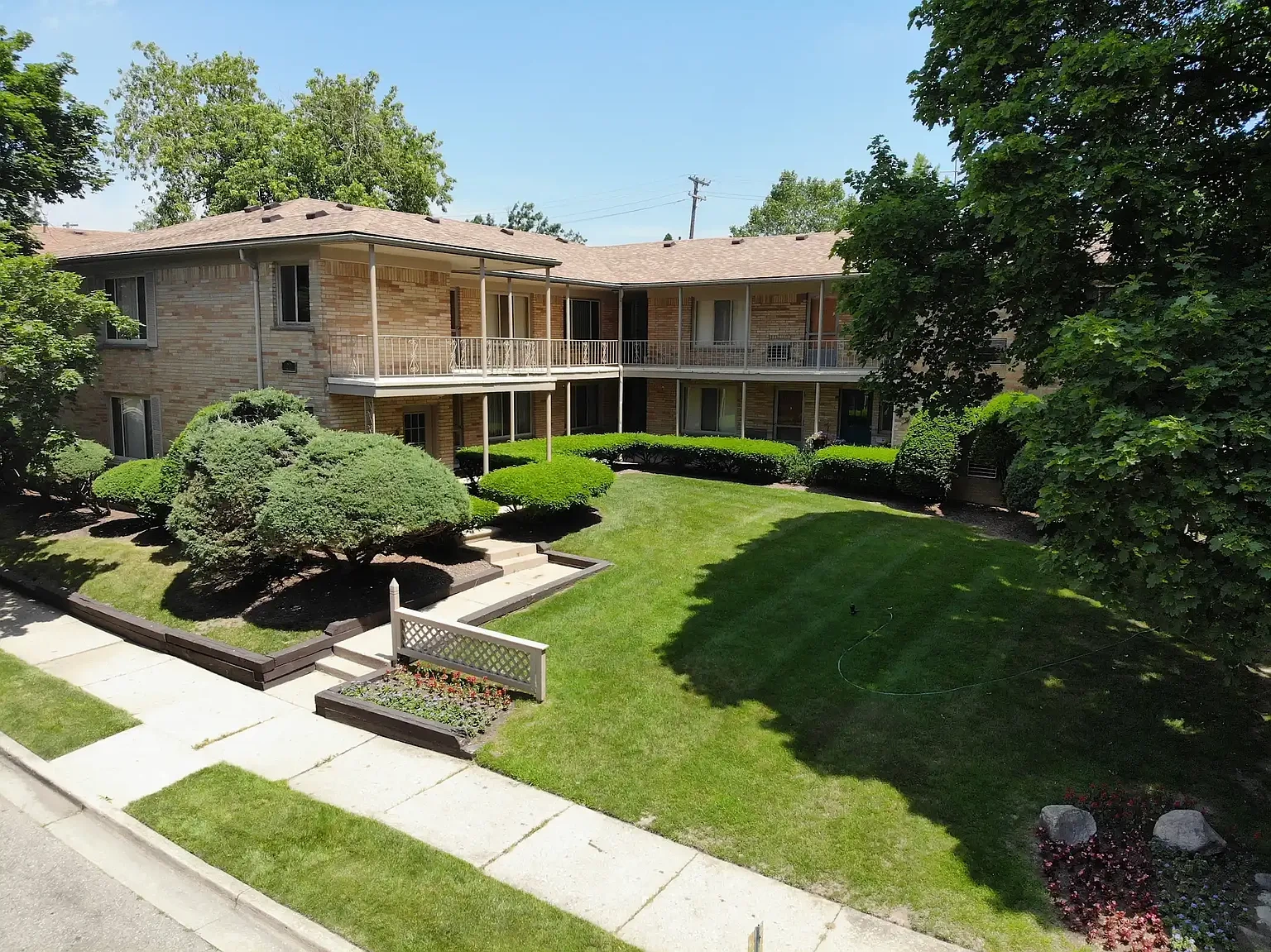 Orchard Woods Apartments – photo 1