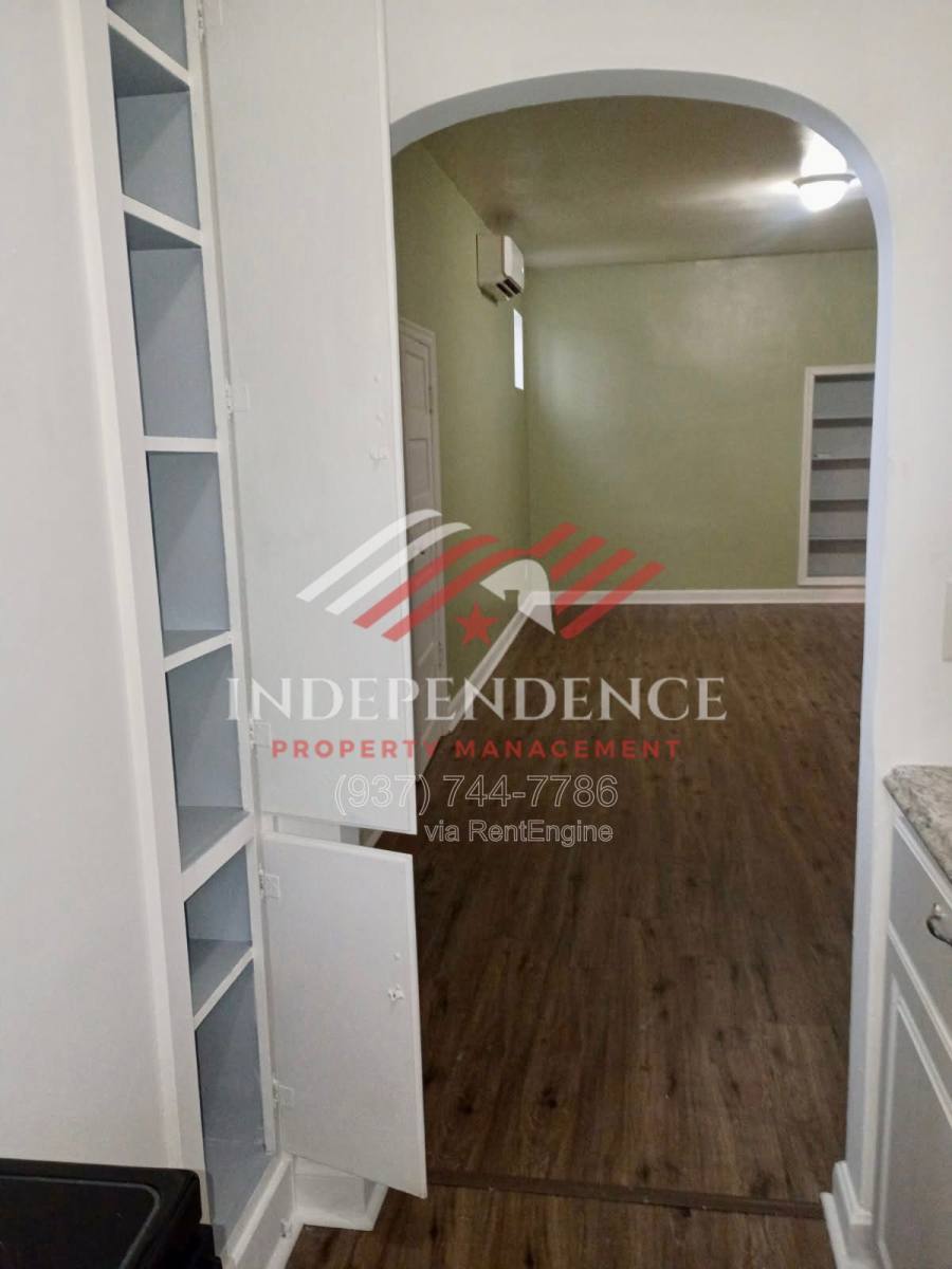 408 N Wayne St unit 11 – photo 3