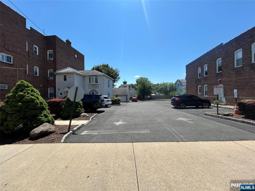 657 Van Houten Ave – photo 2