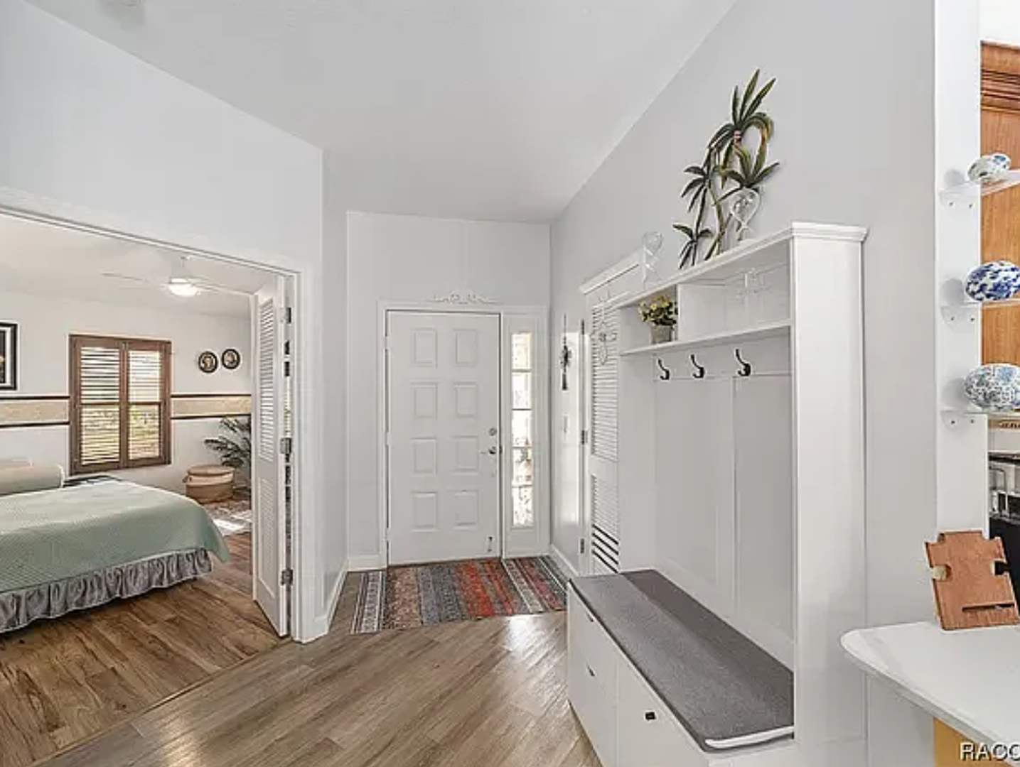 1819 W Nicole Dr – photo 4