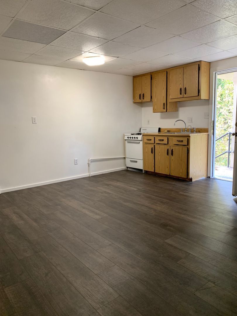 303 Vincennes Ave unit 3 – photo 5