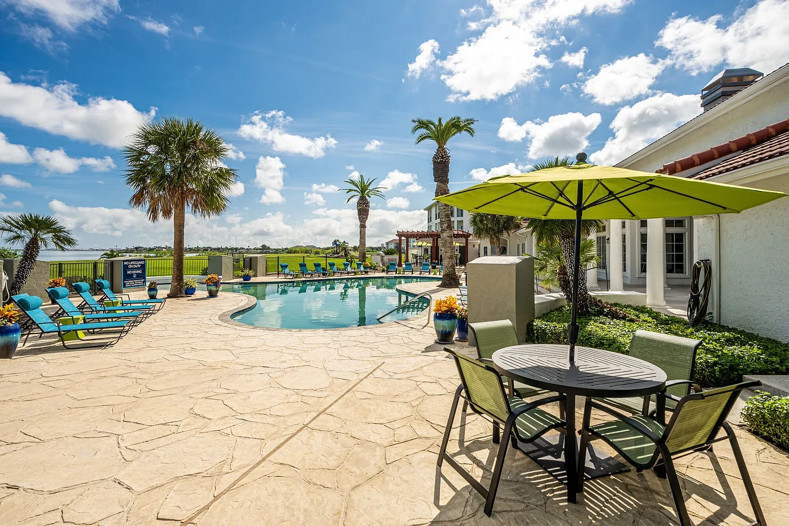 Baypoint Apartments – photo 4