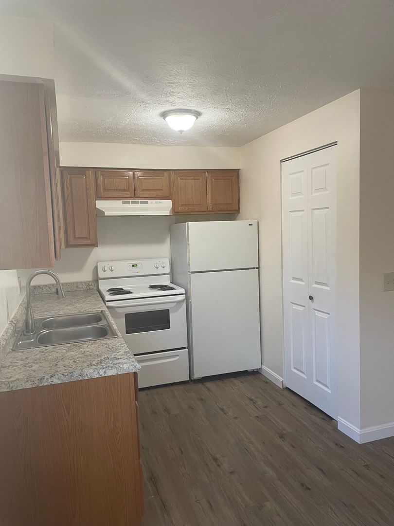 7630 Stuhldreher St NW unit 7630 – photo 5