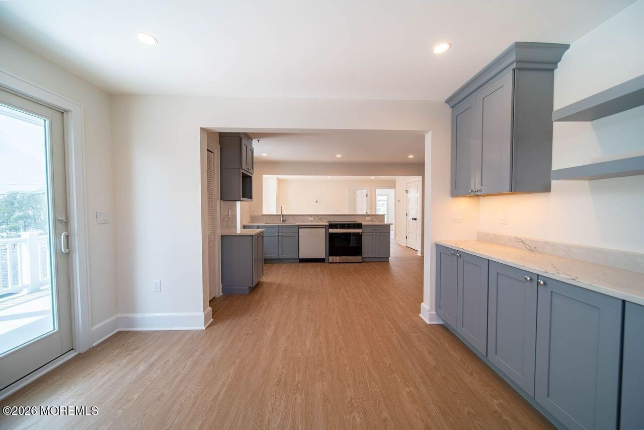 1125 E Ocean Ave #2B – photo 4