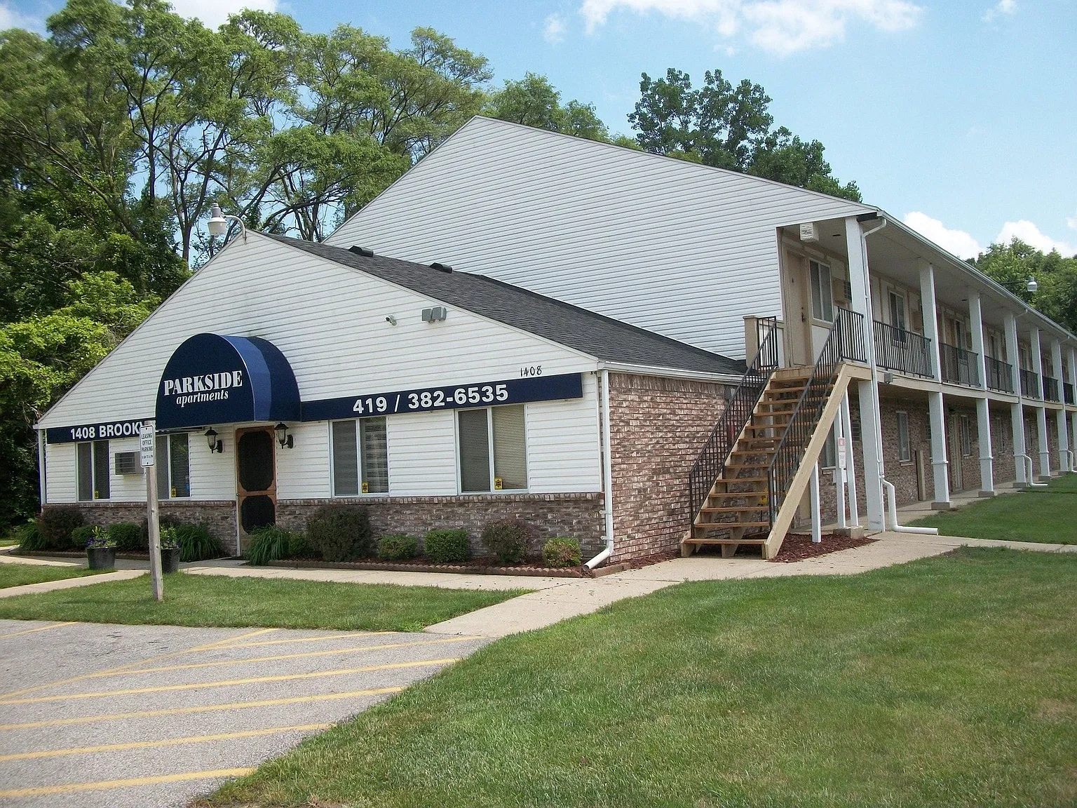 Parkside Apartments – photo 4
