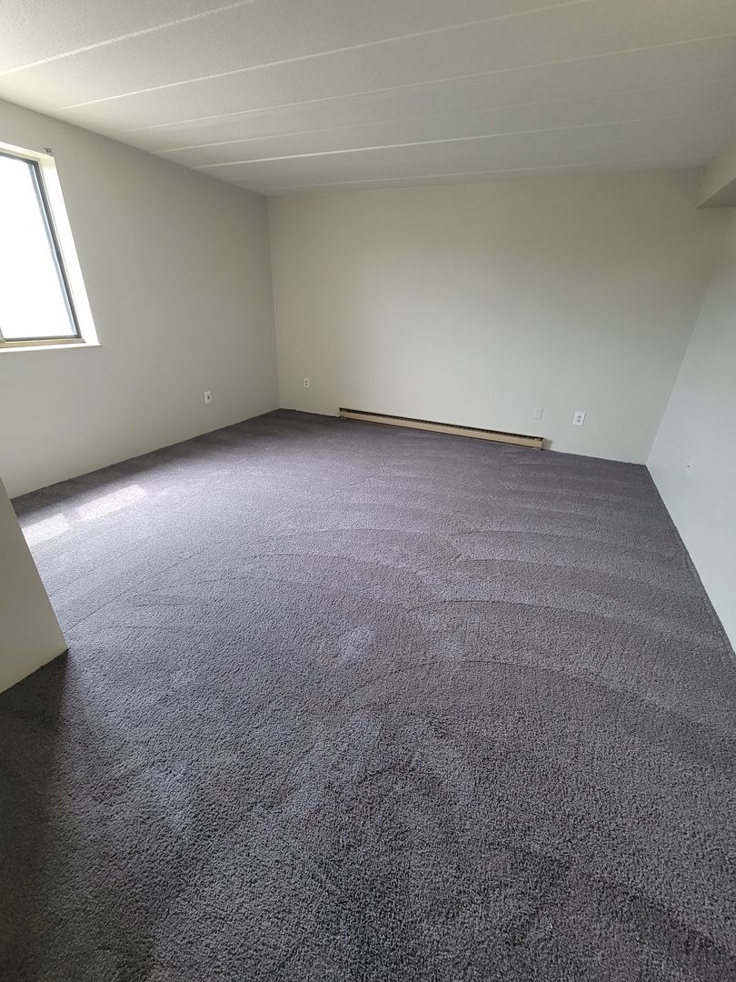 957 Bockstoce Ave – photo 4