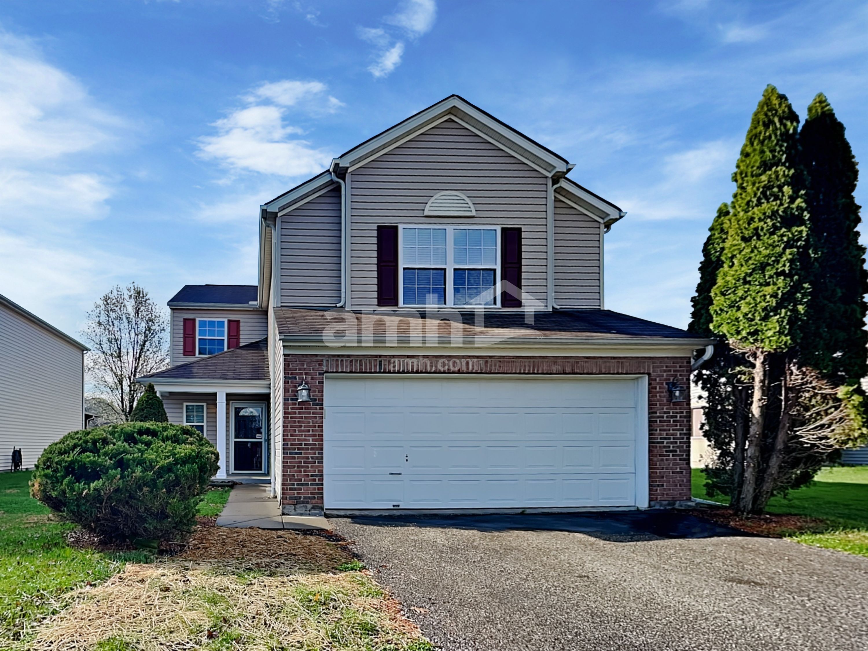 311 Hartford Ct – photo 1