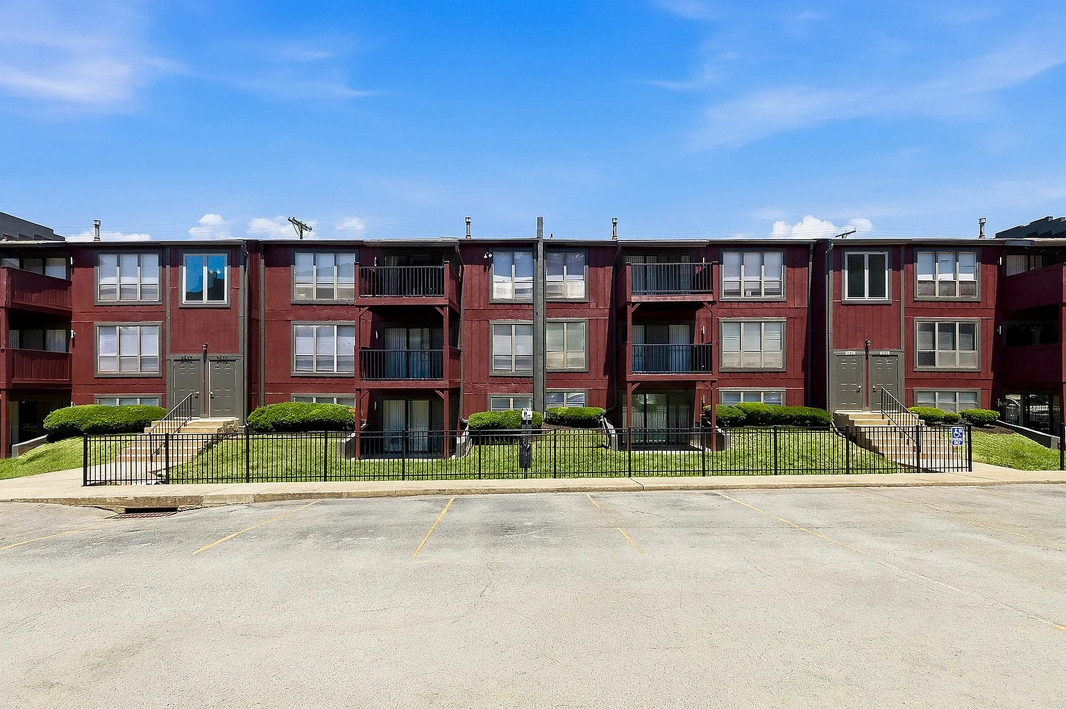 Eagles Eyrie Apartments – photo 5