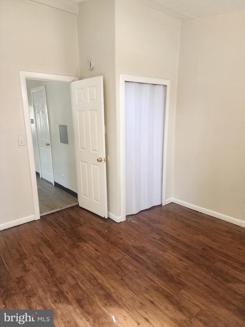 203 W McNeal St unit APT. #1 – photo 5