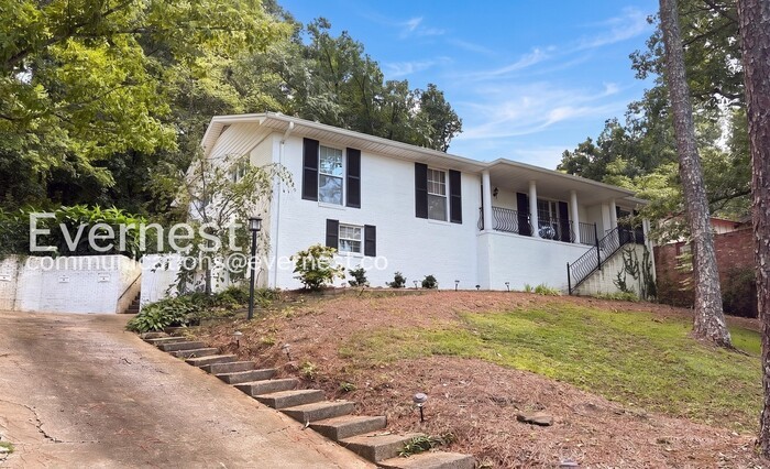 4829 Clairmont Ave – photo 2