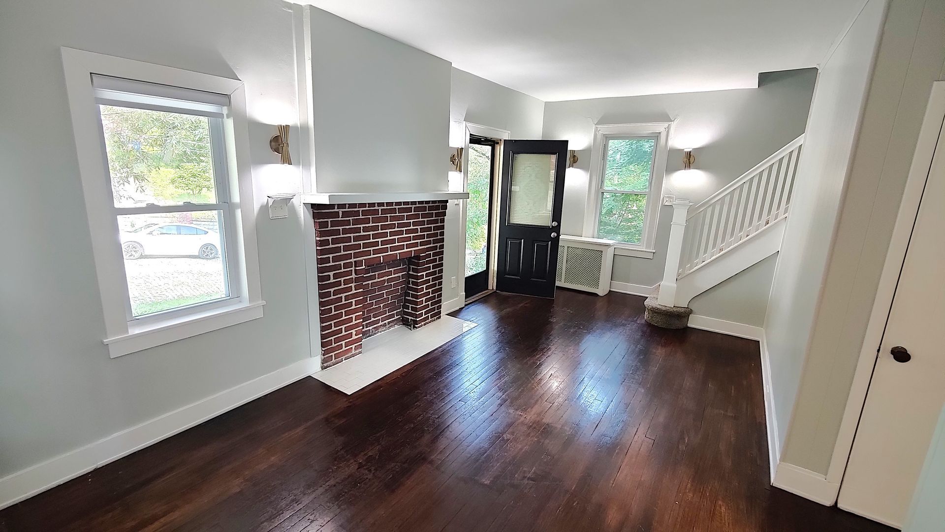 542 N Fairmount St – photo 4