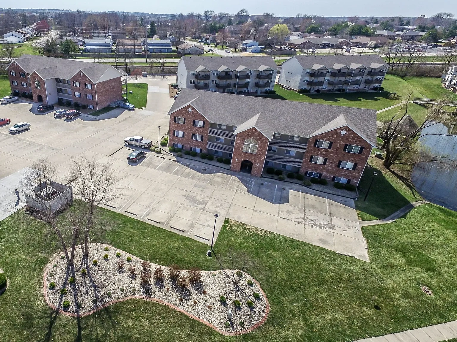 Brookside Manor- O'Fallon, IL – photo 2