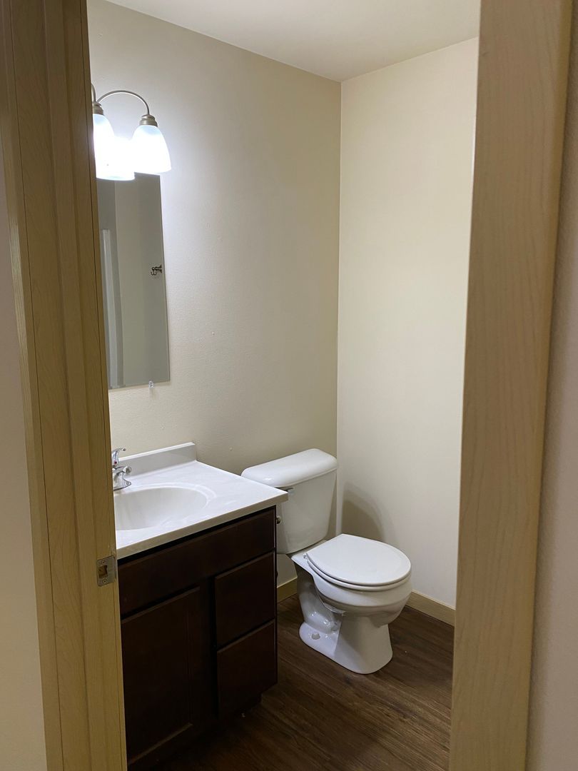 4320 N Towne Ct unit 4320-214 – photo 5