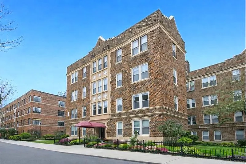 85 Strathmore – photo 4