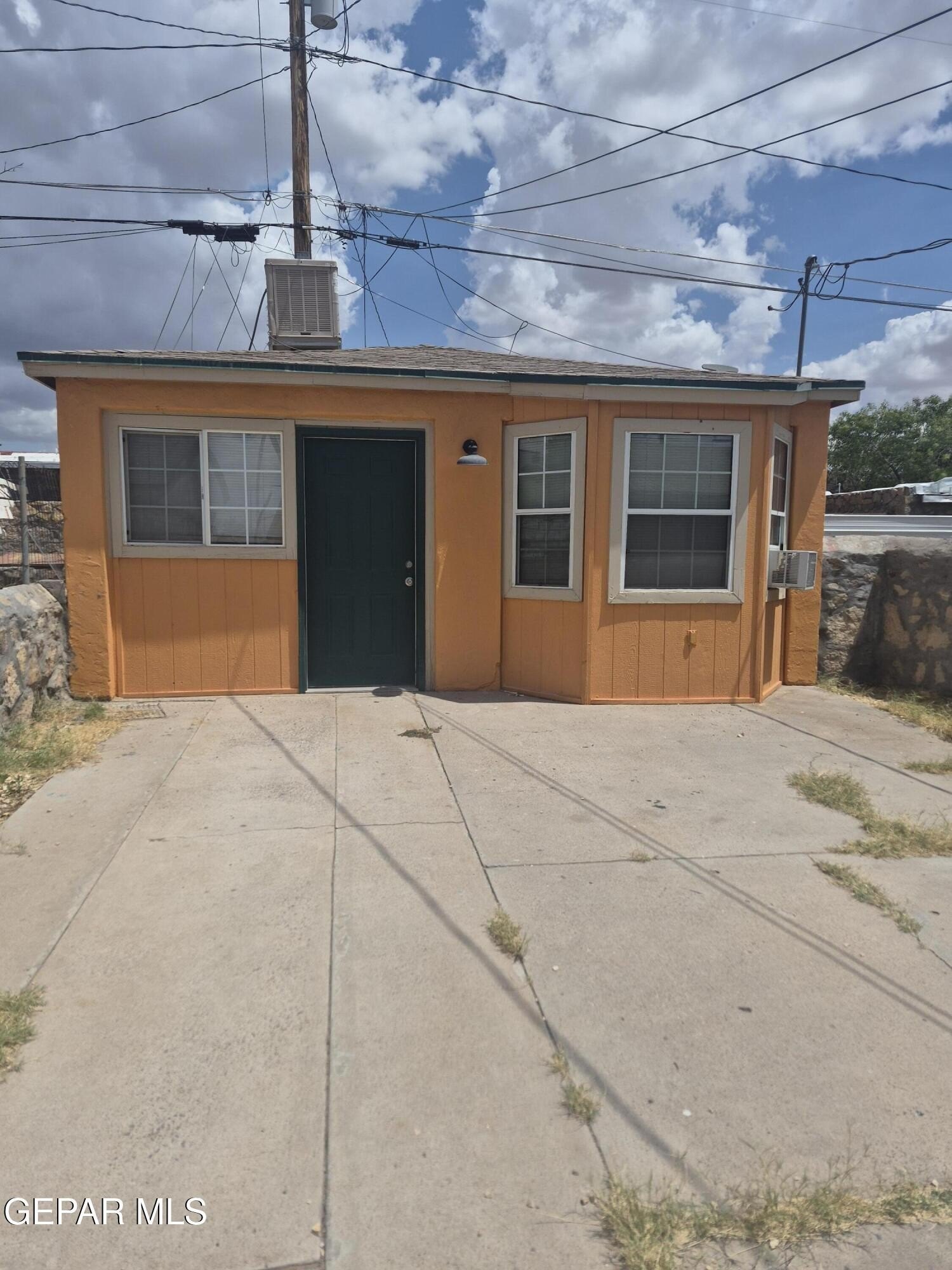 3915 Mobile Ave #3 – photo 1