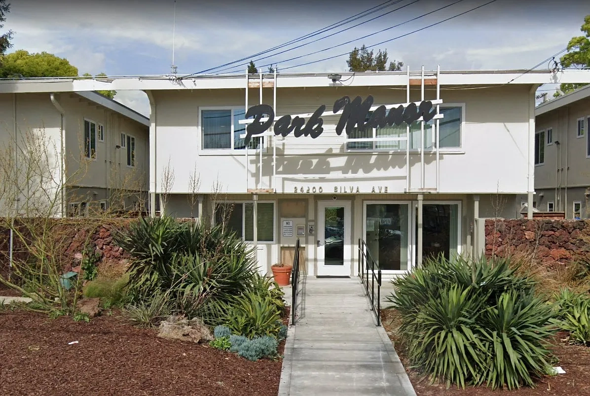 Park Manor – photo 2
