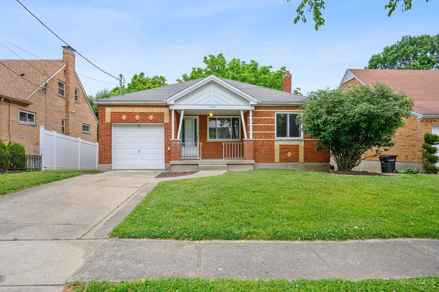 1723 Tuxworth Ave – photo 1